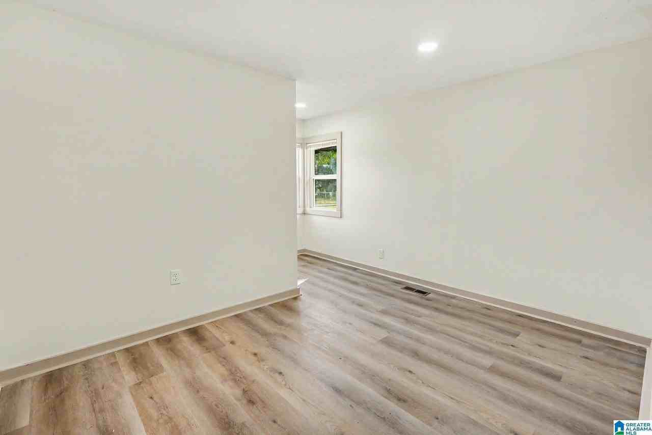 2017 29th Ave N - Photo 7 of 15
