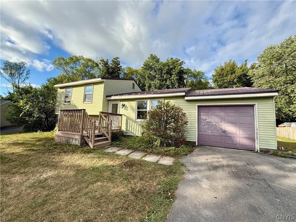 4999 Windgate Rd - Photo 2 of 23