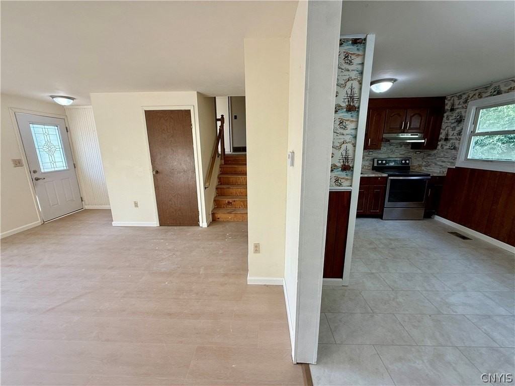 4999 Windgate Rd - Photo 6 of 23