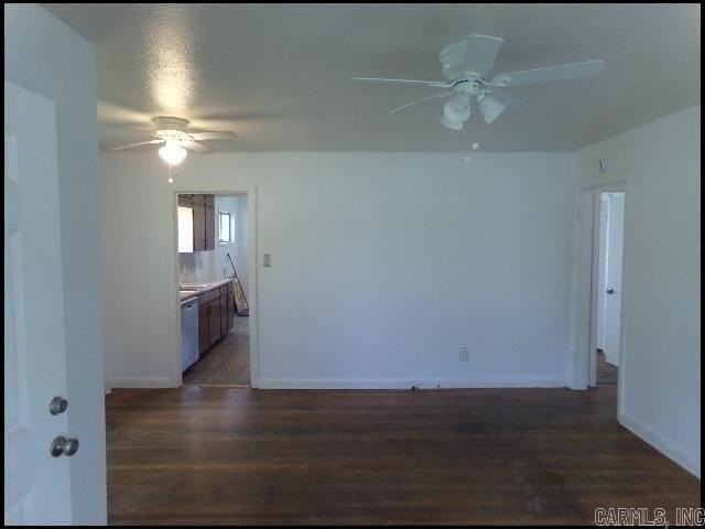 129 Saunders Dr - Photo 2 of 25