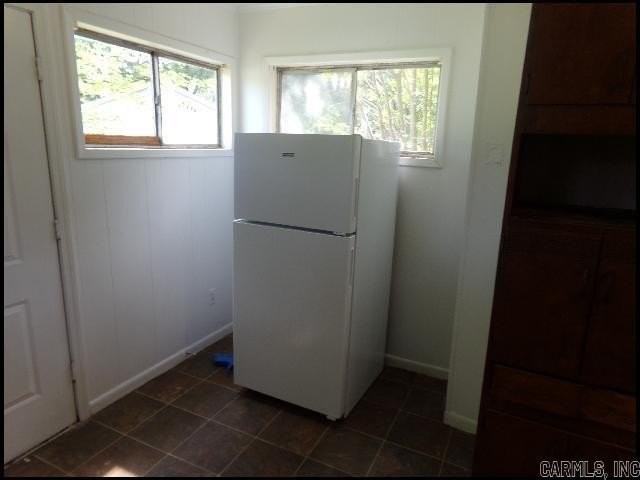 129 Saunders Dr - Photo 6 of 25
