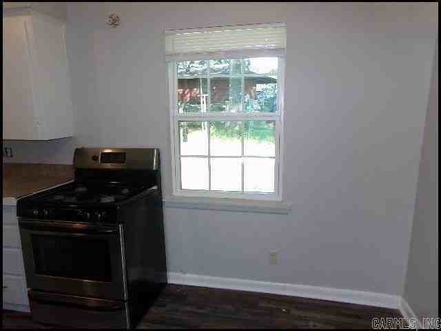 19 Portsmouth Dr - Photo 5 of 16