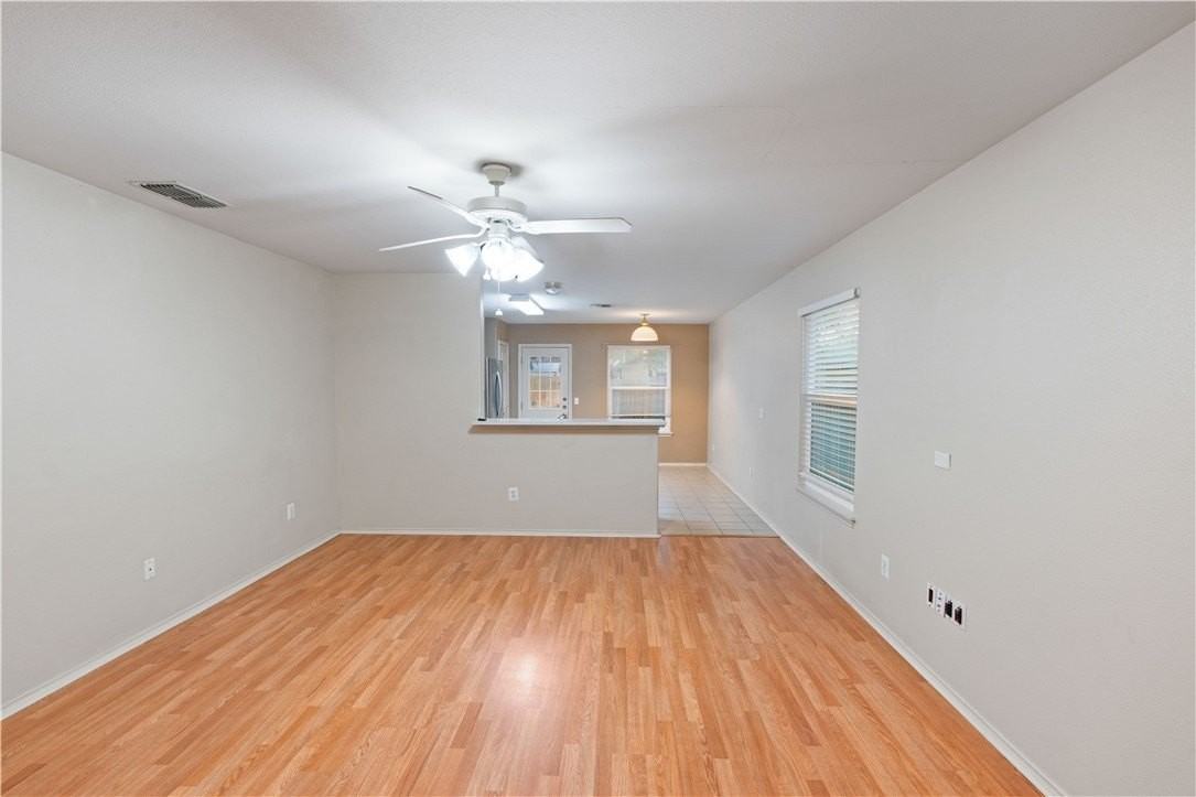 3105 Halifax Dr - Photo 2 of 12
