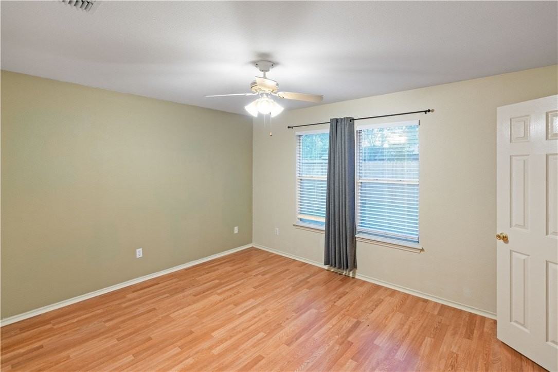 3105 Halifax Dr - Photo 6 of 12