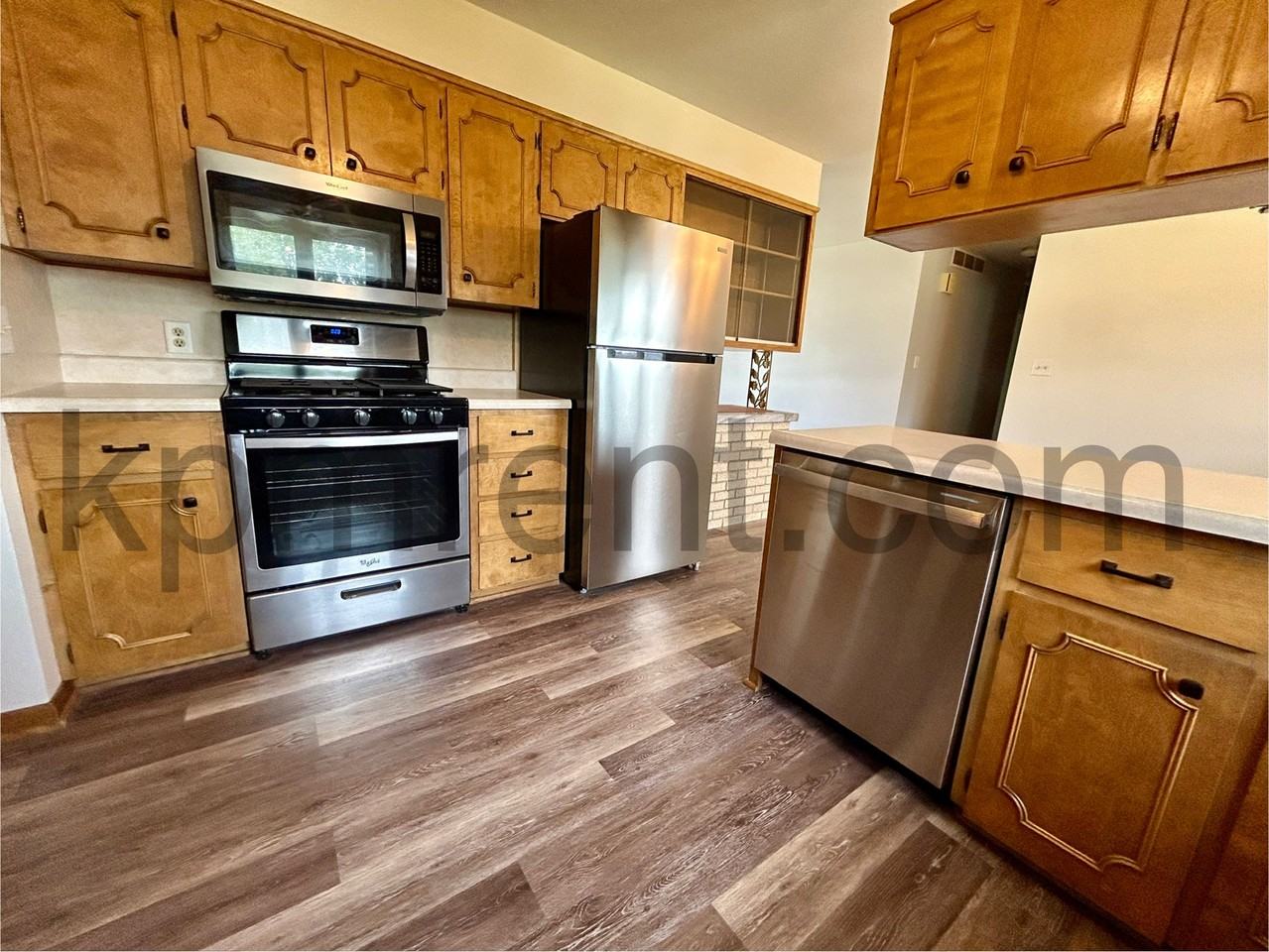 720 Poplar St #1 - Photo 2 of 17