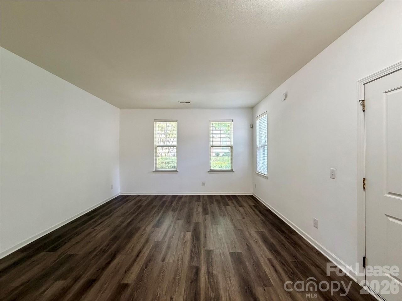 10968 Princeton Village Dr - Photo 3 of 43
