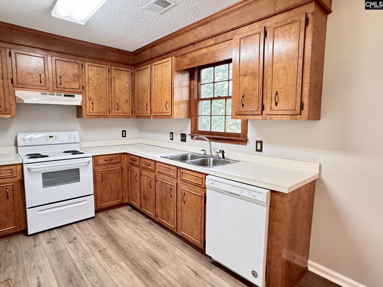 103 Riverwalk Ct - Photo 5 of 21