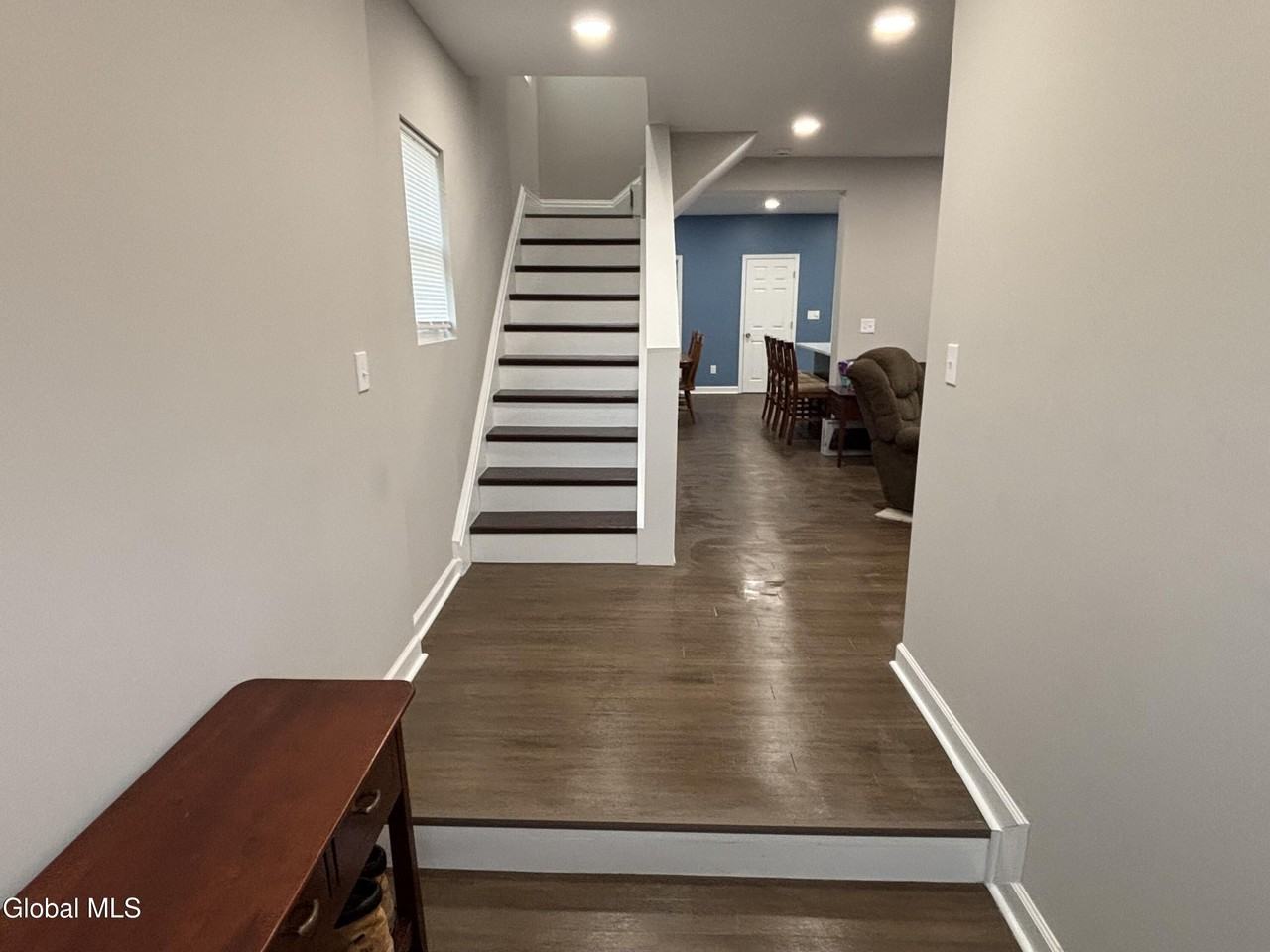 2208 12th St - Photo 5 of 42