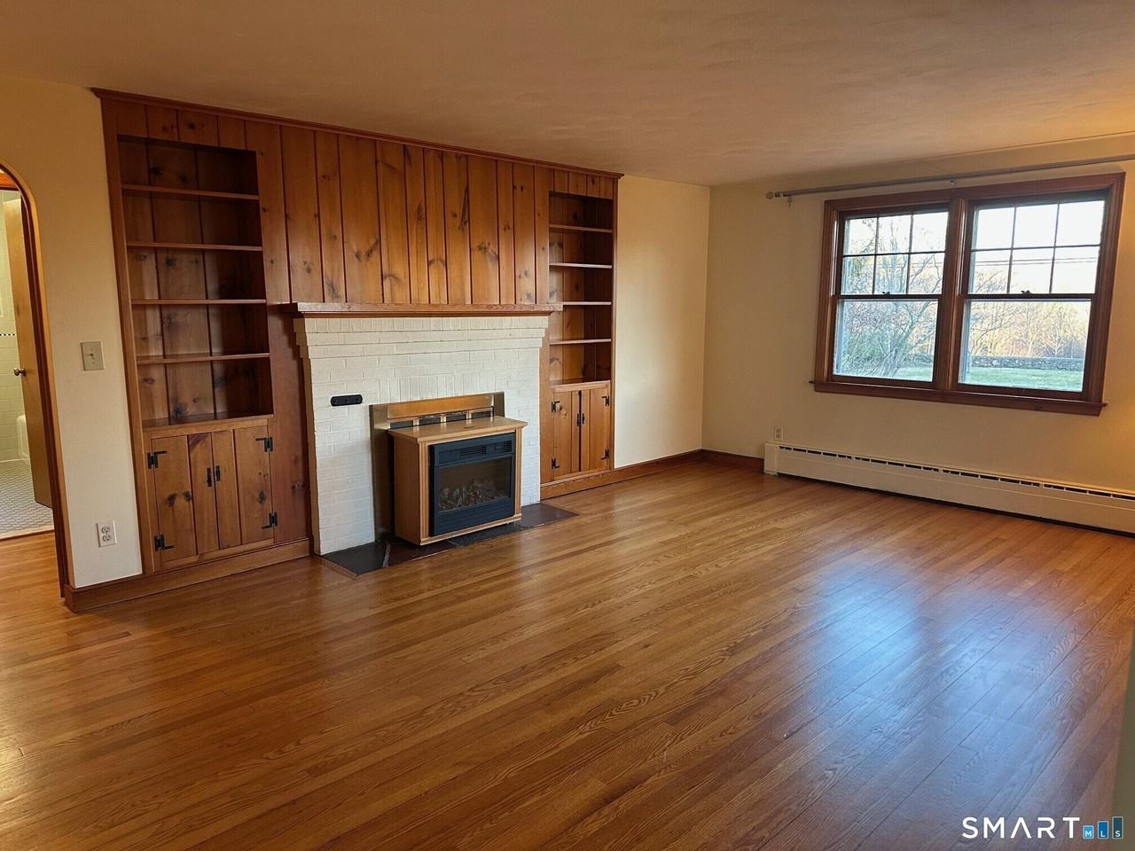 989 N Farms Rd - Photo 3 of 30
