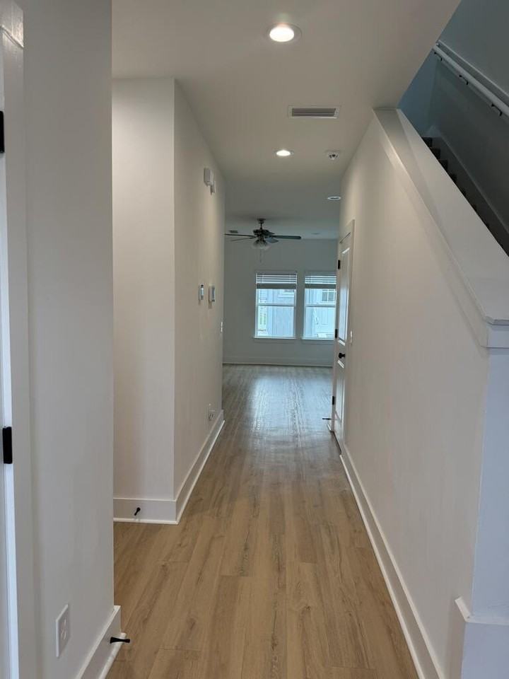 108 Jennie Dr - Photo 4 of 50