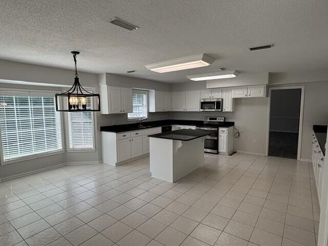 3407 Huntington Pl - Photo 5 of 9