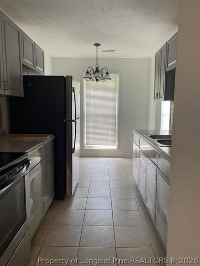 1112 Nan St - Photo 4 of 9