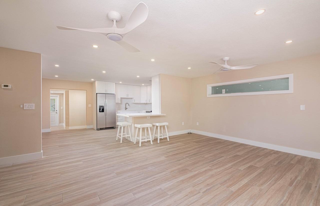 28 Bonefish Ave - Photo 4 of 23