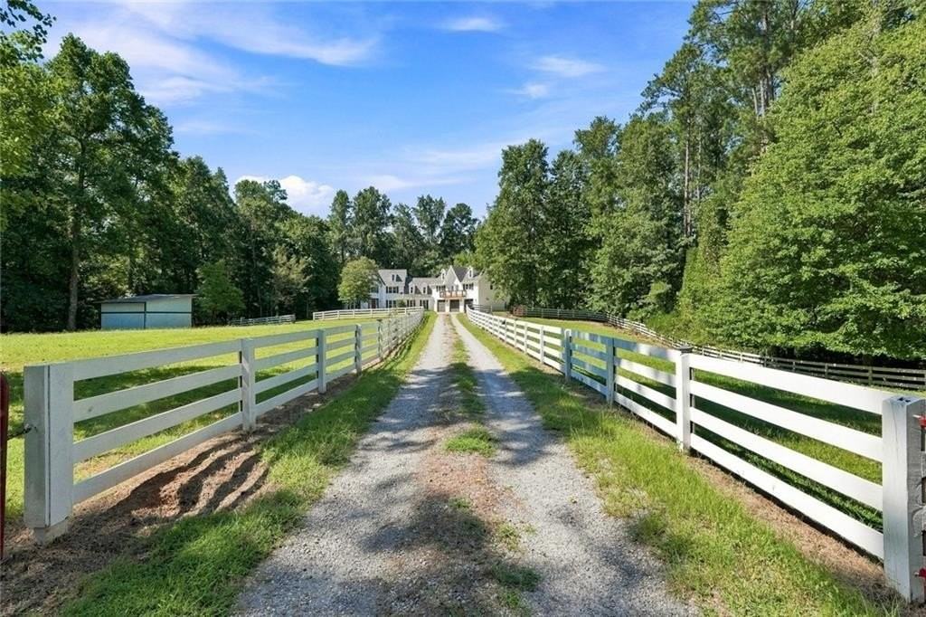 13770 Birmingham Hwy - Photo 2 of 50