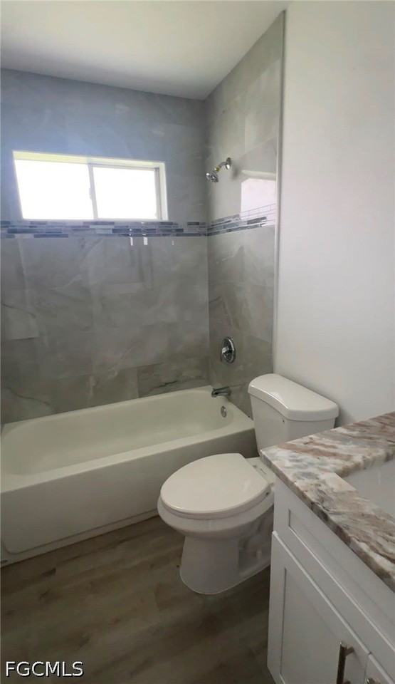 307 Homer Ave S - Photo 4 of 14