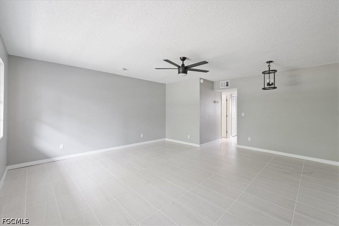 3225 E Riverside Dr #63F - Photo 7 of 28