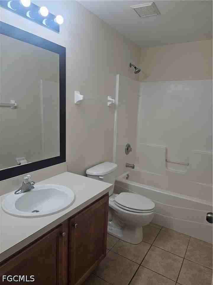490 Bell Blvd S - Photo 6 of 11
