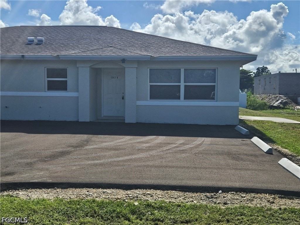 1247 Bacon Ave #B - Photo 2 of 10