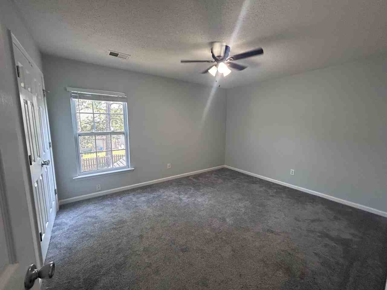 105 White Cedar Ct #1 - Photo 7 of 15