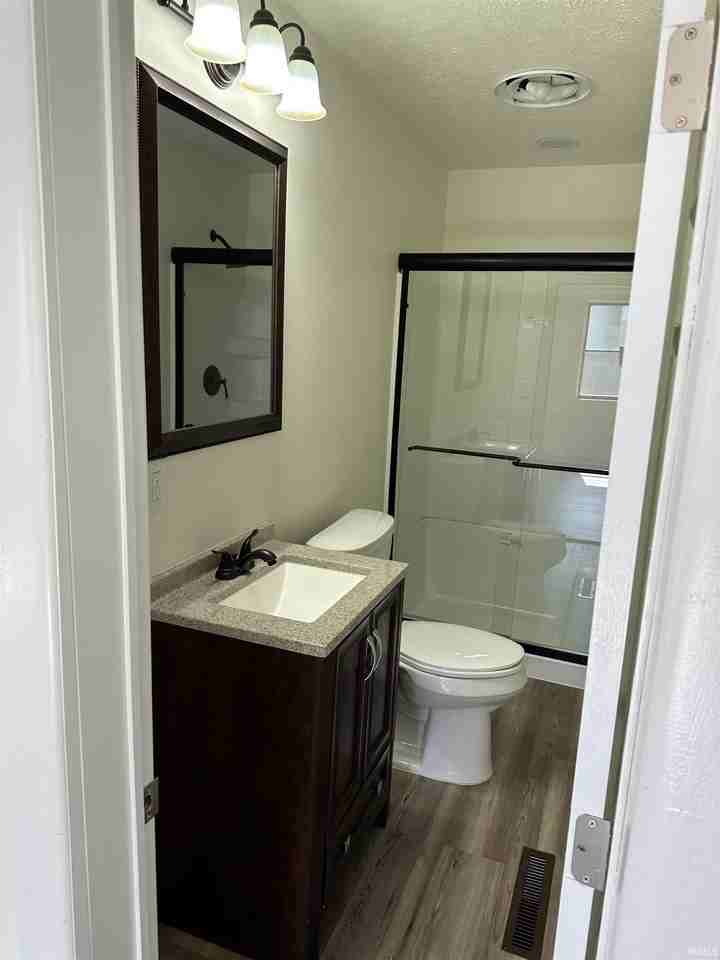 520 N Maple St - Photo 7 of 11