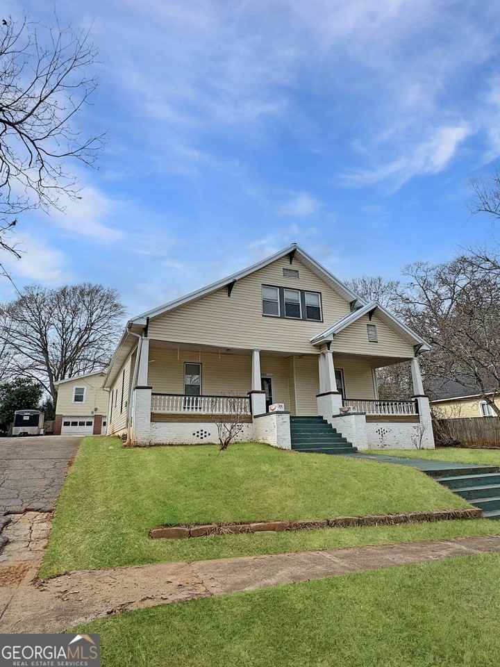 304 Boulevard - Photo 3 of 24