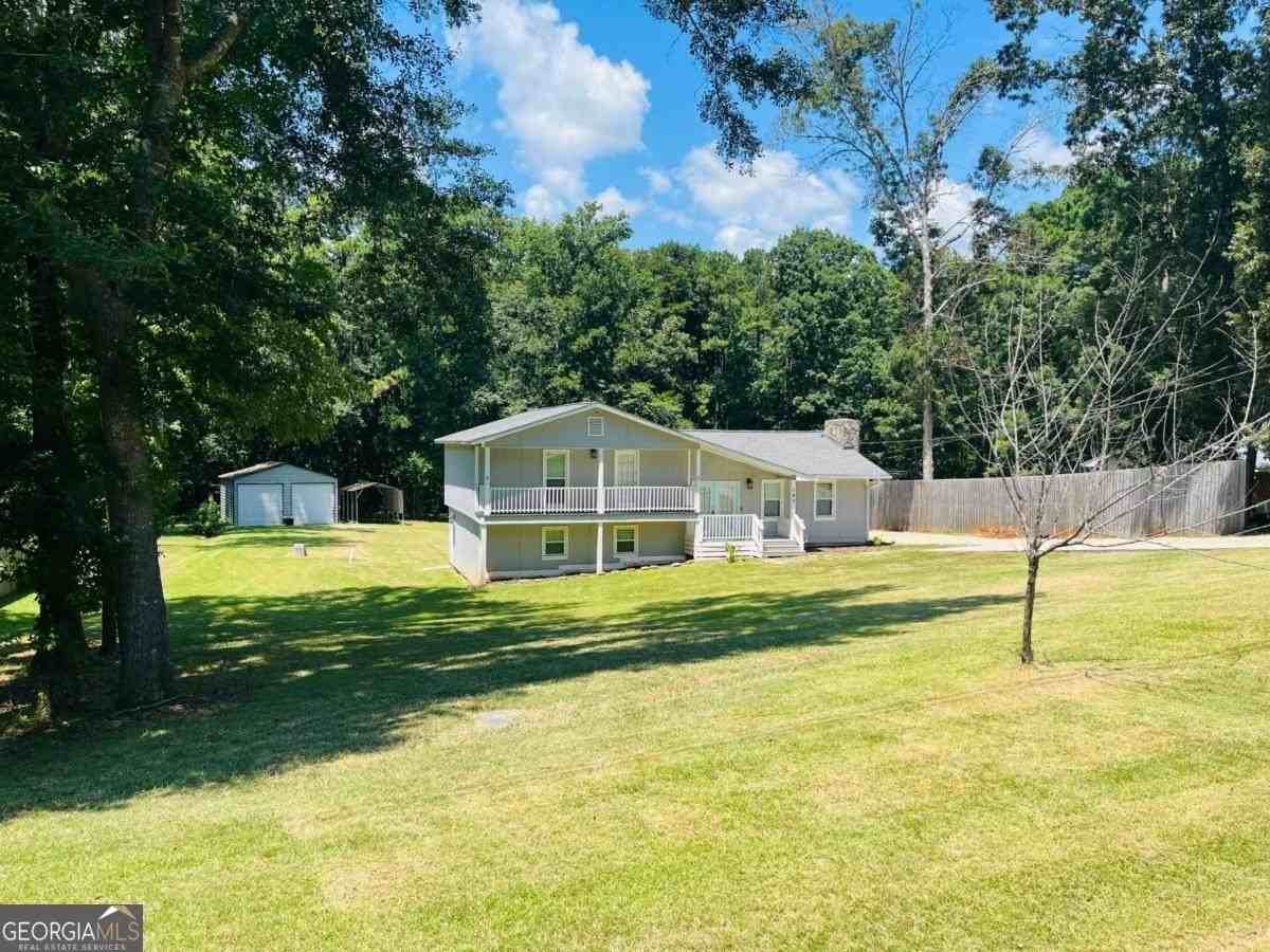 147 N Lake Dr - Photo 3 of 50