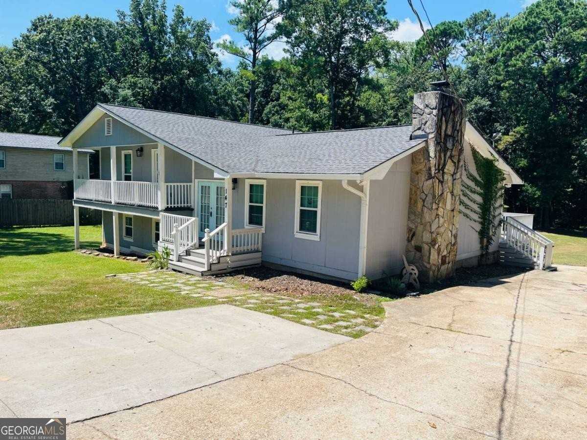 147 N Lake Dr - Photo 4 of 50