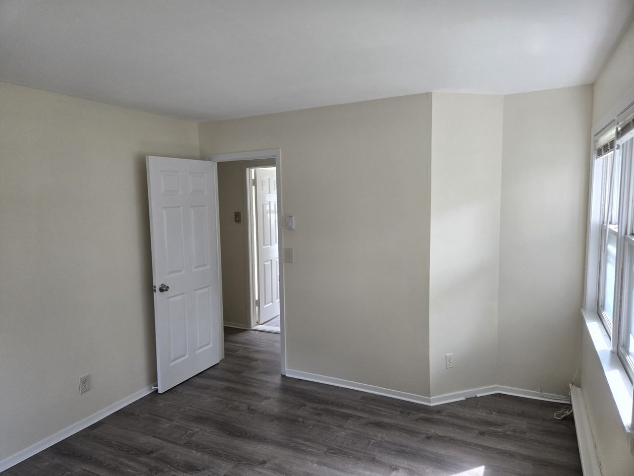 7 Suncrest Ct #7 - Photo 3 of 14