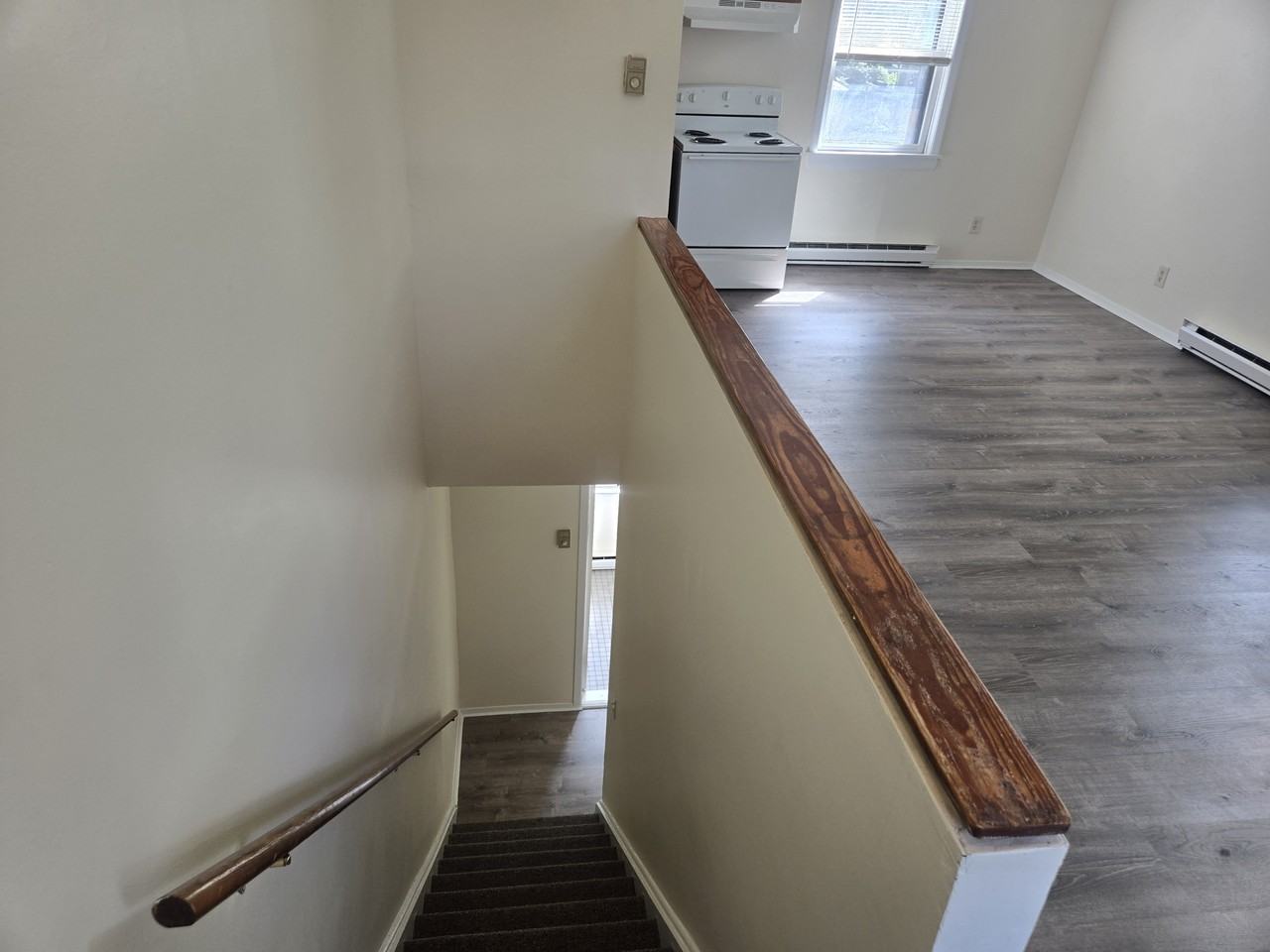 7 Suncrest Ct #7 - Photo 6 of 14