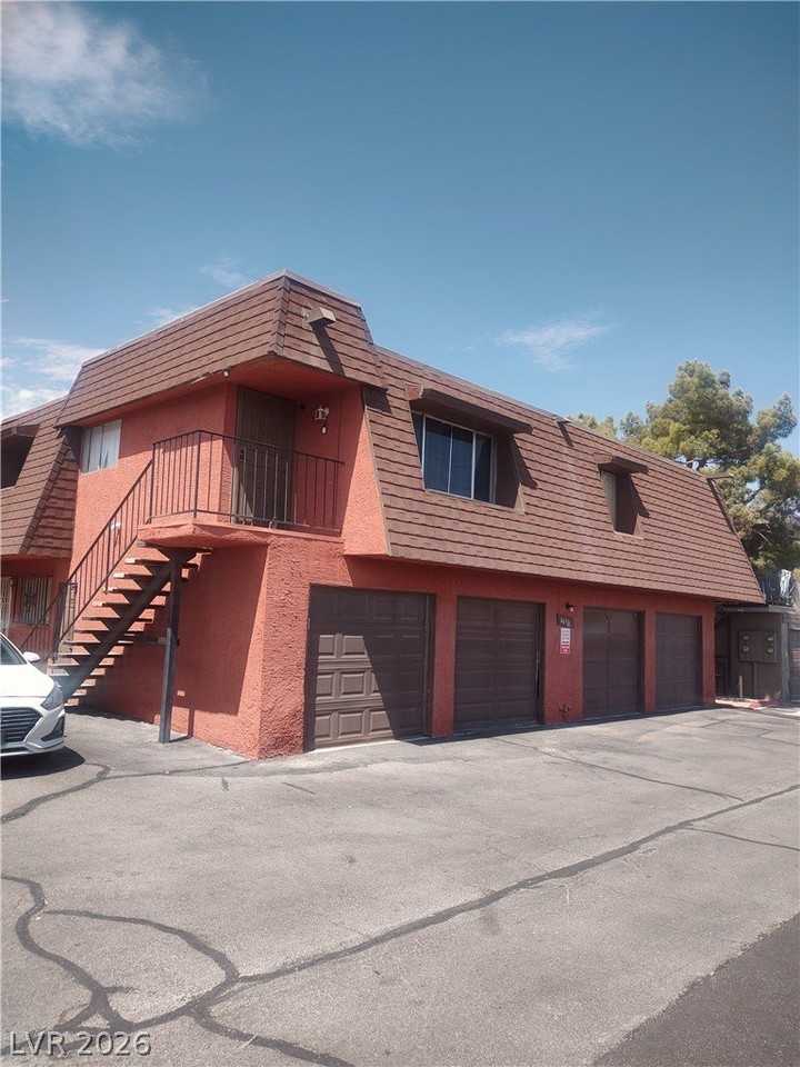 4654 Monterey Cir #4