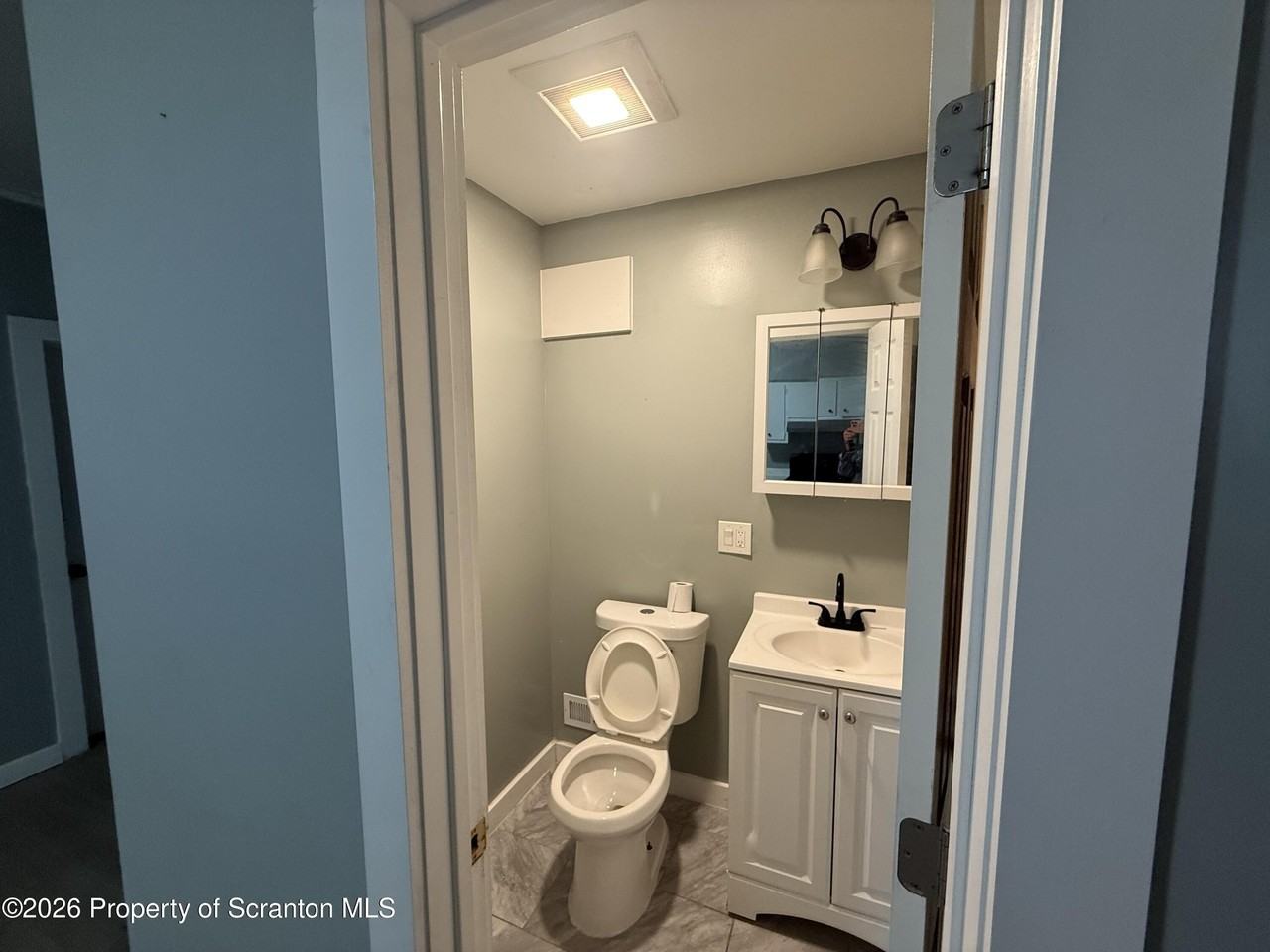 619 Harrison Ave - Photo 6 of 10