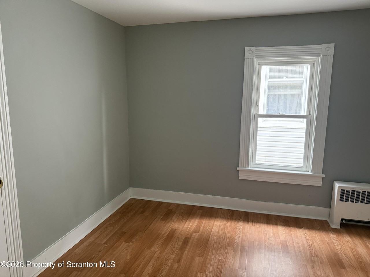 619 Harrison Ave - Photo 7 of 10