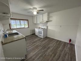 featured image of 313 N Apple St #2ndFL