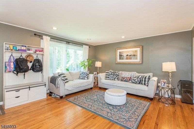 5 Adams Dr - Photo 3 of 22