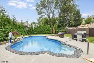 19 Field Rd - Photo 1 of 1