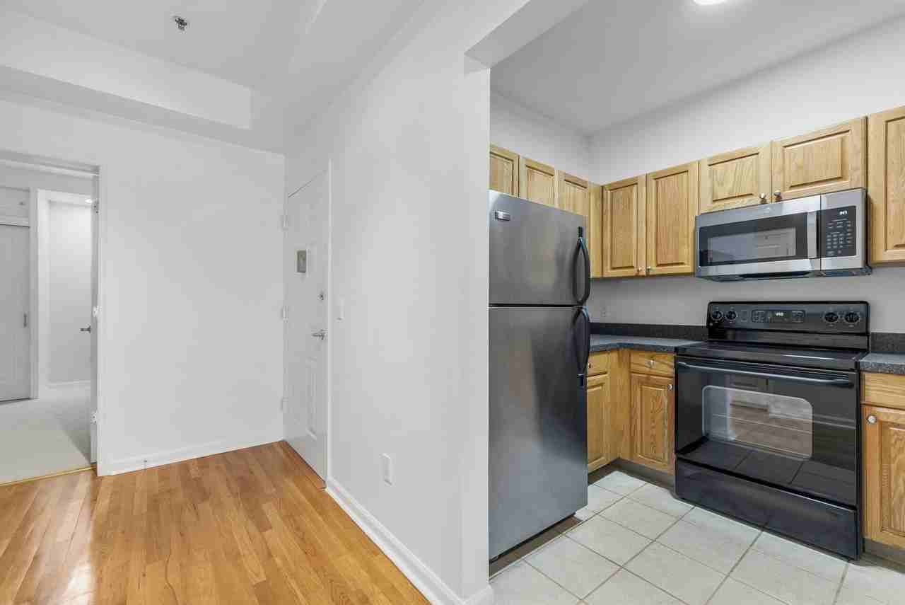 318 54th St #5B - Photo 4 of 16