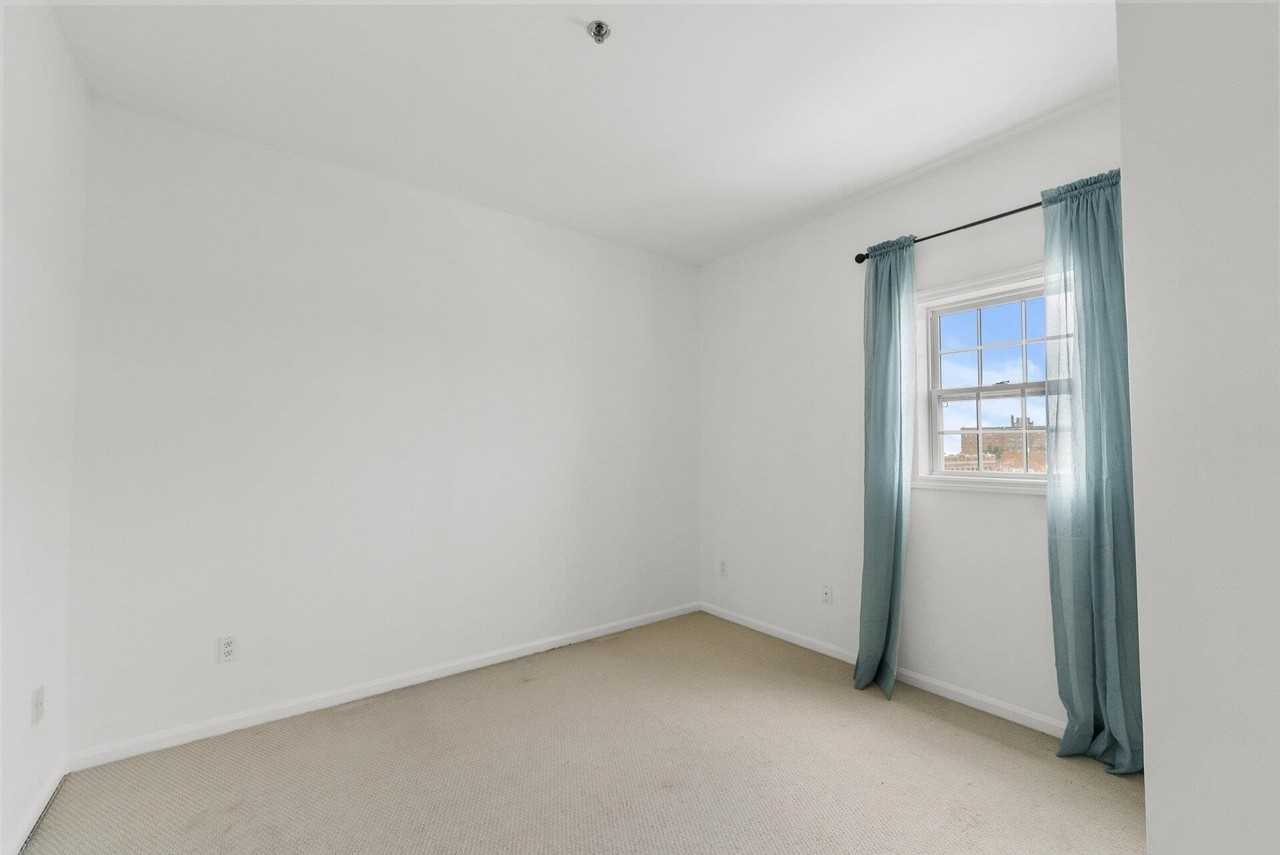 318 54th St #5B - Photo 7 of 16