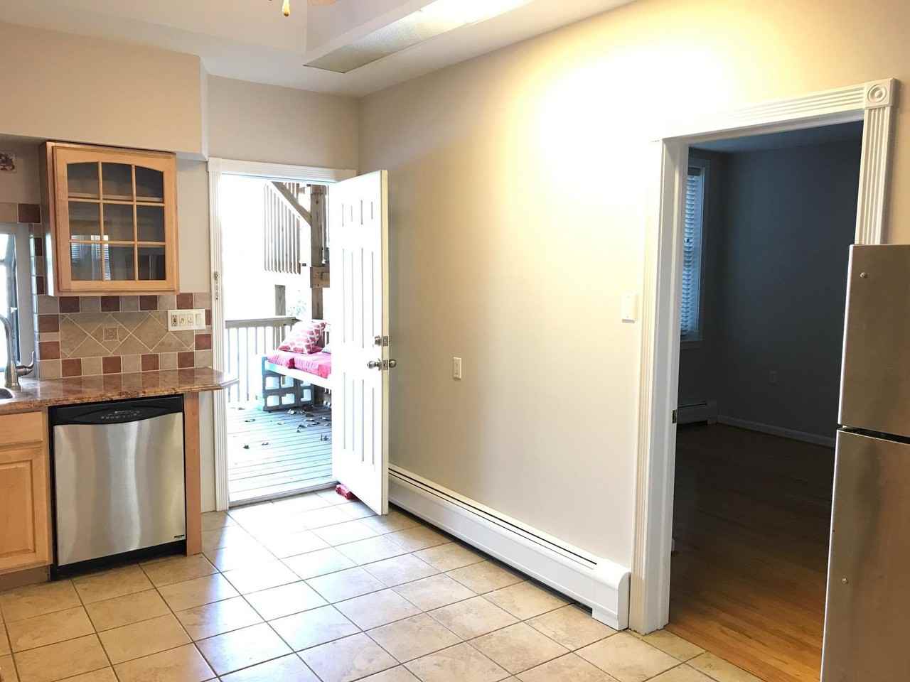 342 Pavonia Ave #1 - Photo 4 of 21
