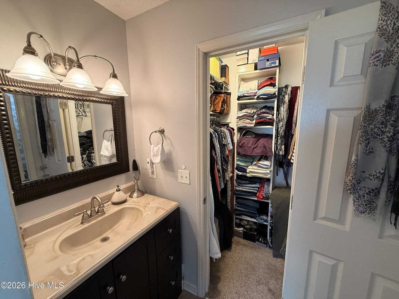 2029 Bugle Dr - Photo 5 of 15