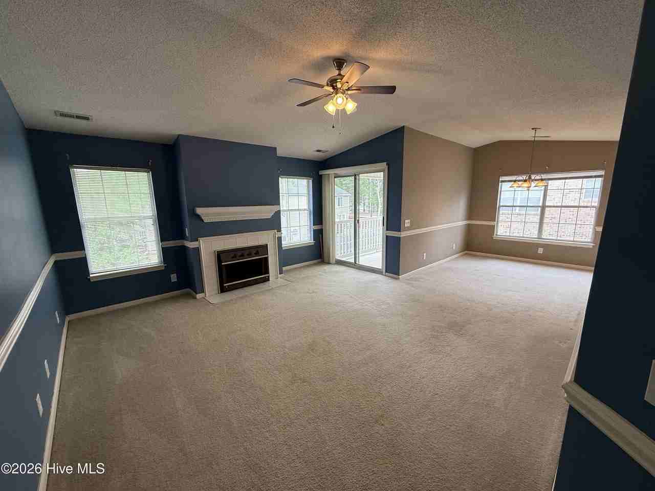 2804 Mulberry Ln #F - Photo 3 of 14