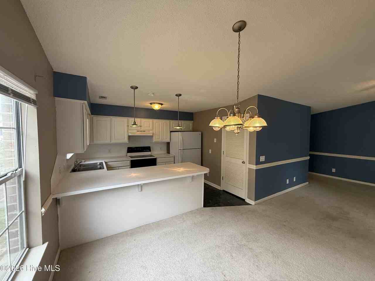 2804 Mulberry Ln #F - Photo 5 of 14