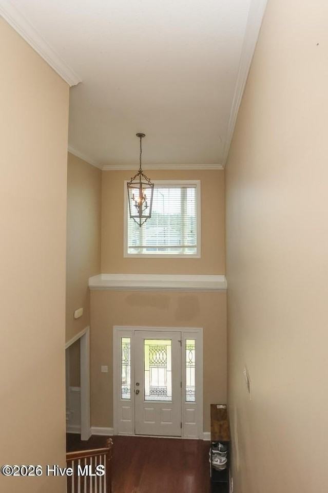 207 Willoughby Ln - Photo 2 of 24
