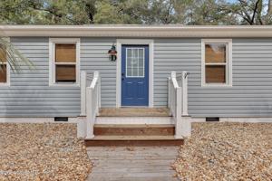 featured image of 111 Ne 19th St #D