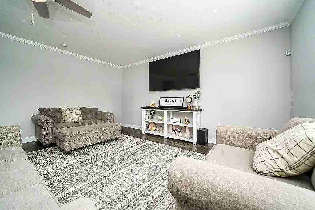 448 Arrowwood Dr - Photo 6 of 30