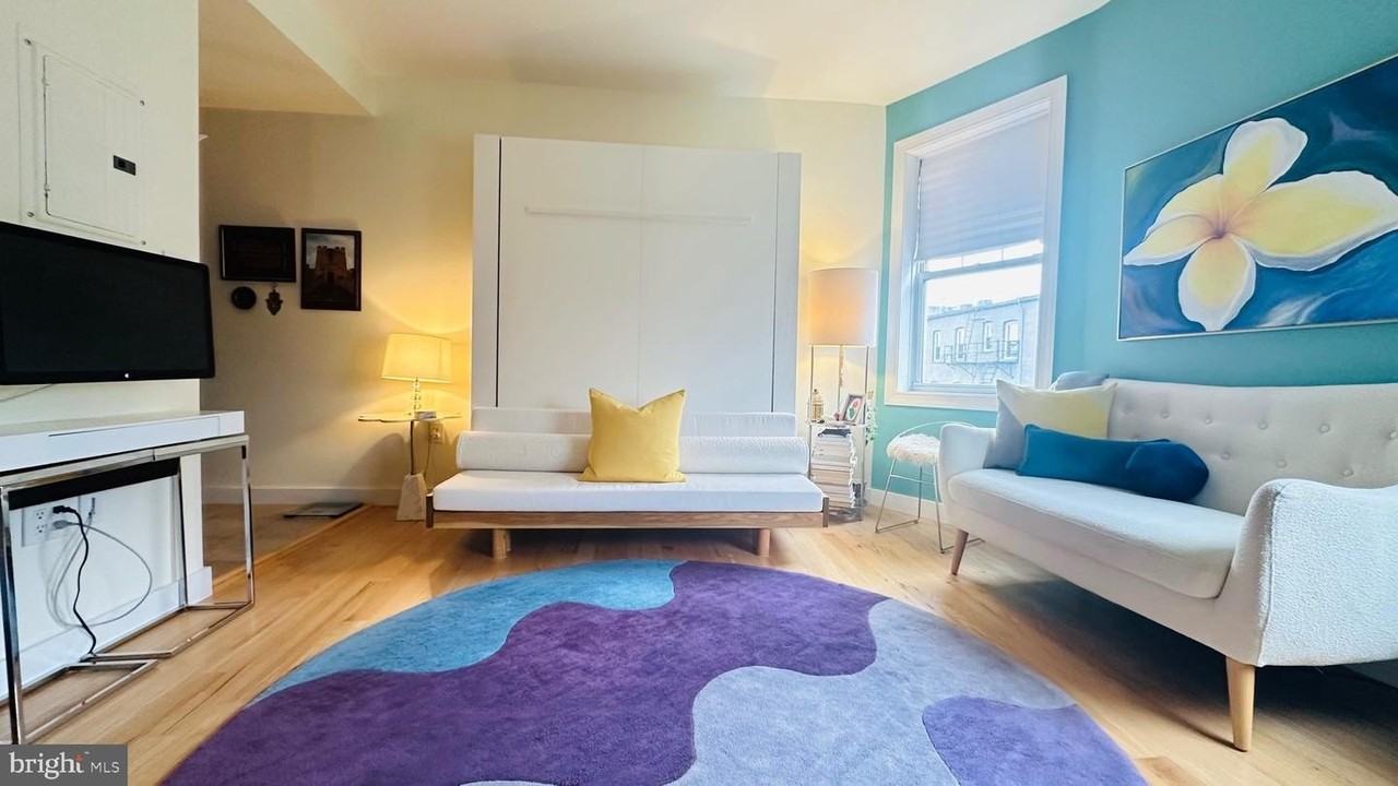 1816 Kalorama Rd Nw - Photo 4 of 20