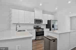 featured image of 168 Woodgate Cir