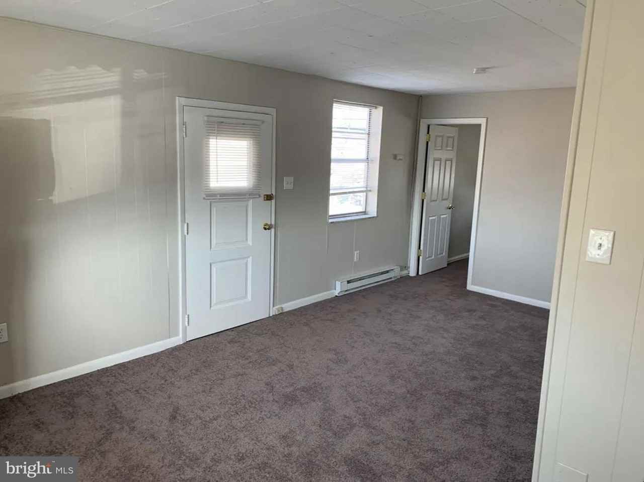 1310 4th Ave - Photo 4 of 8