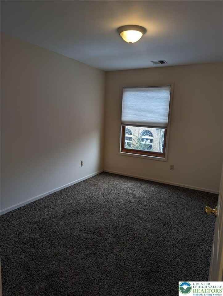 128 W 4th St #2R - Photo 6 of 6