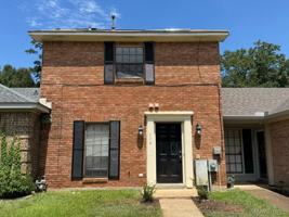 featured image of 578 Hollow Wood Rd