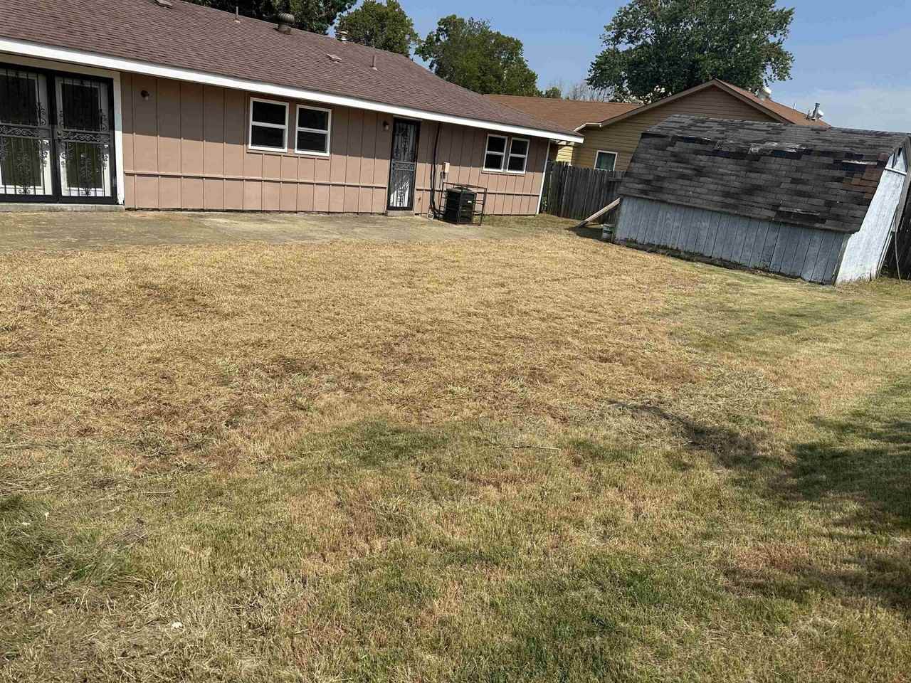 7078 Prather St - Photo 2 of 5